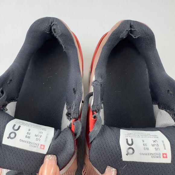 On Cloudstratus pink and red running shoes‎ - Picture 6 of 9